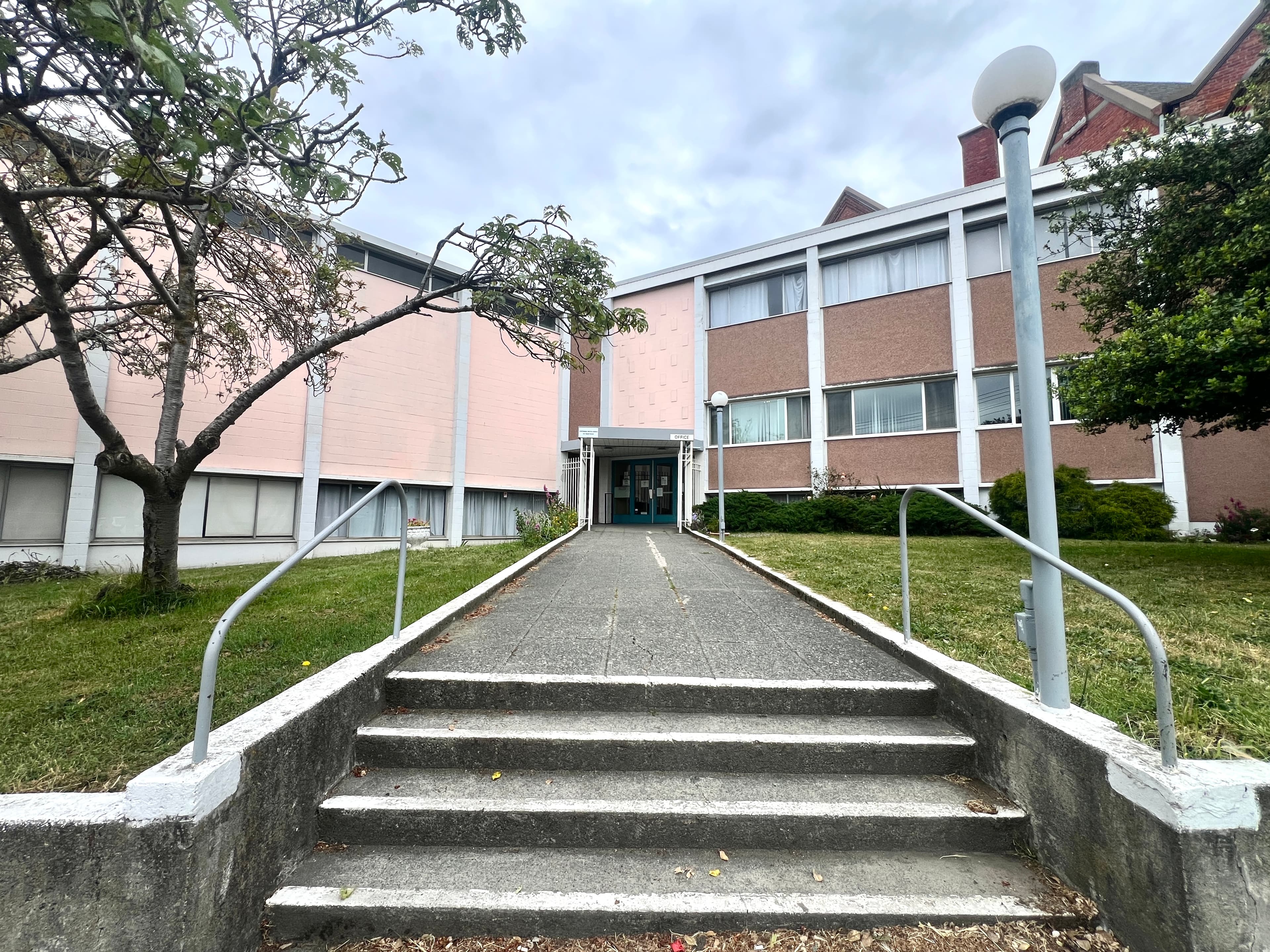 Main entrance at Centennial United Church
